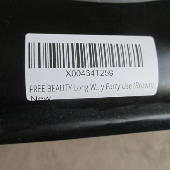 26" Wig Long Dark Brown Wavy Middle Part Wavy Hair BRAND NEW Heat Resistant - Picture 2 of 6